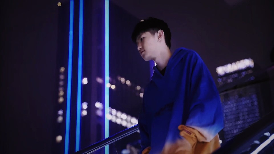 现了完美逆