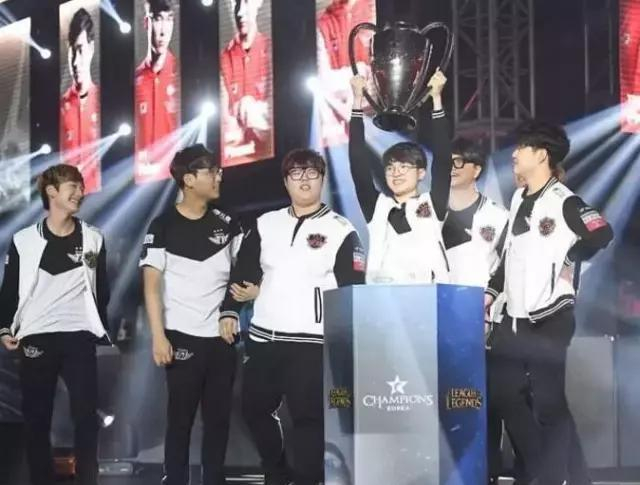 也展示了其 也展示了其